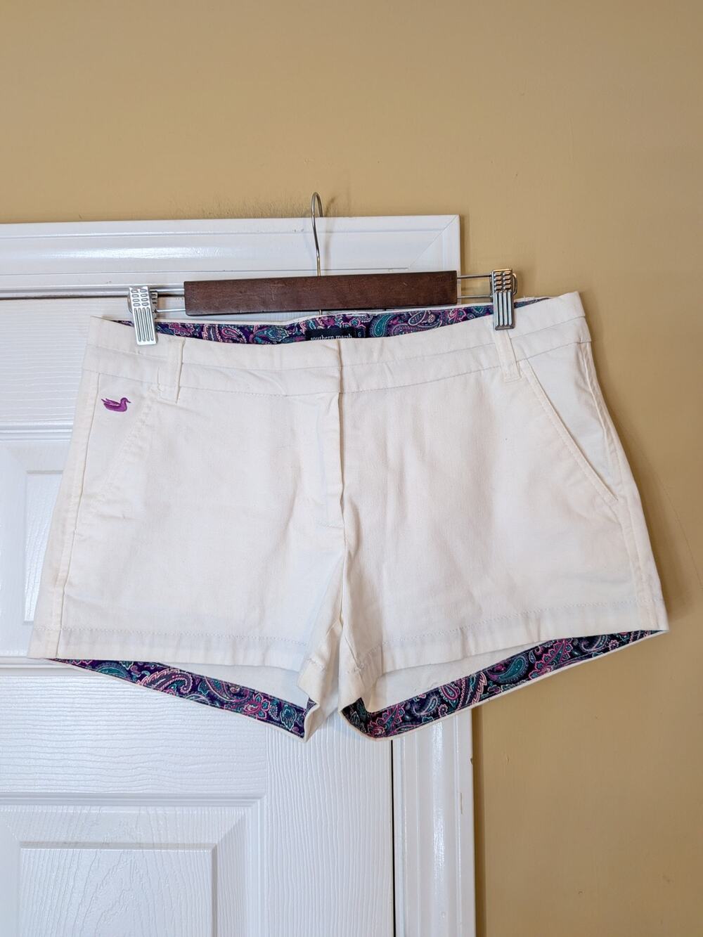 Southern Marsh White Paisley Trim Chino Shorts Size 6 Preppy Coastal